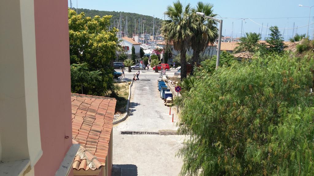 Antik Ridvan Hotel Çeşme Exterior foto