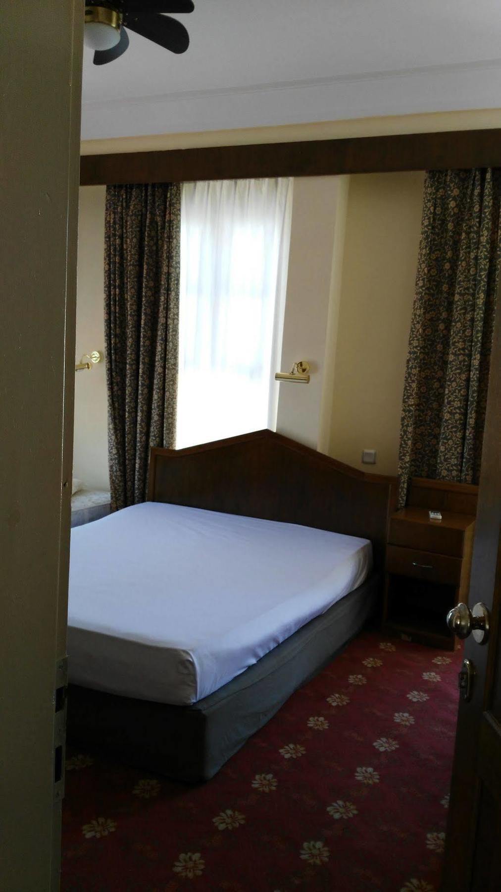 Antik Ridvan Hotel Çeşme Exterior foto